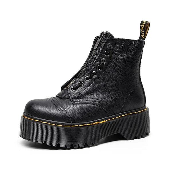 Comfortable women's platform boots for casual outdoor wear