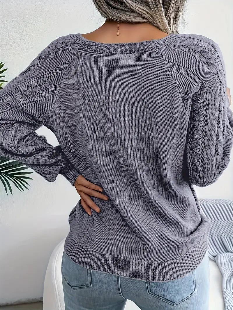Women's plus size loose knit pullover sweater solid color