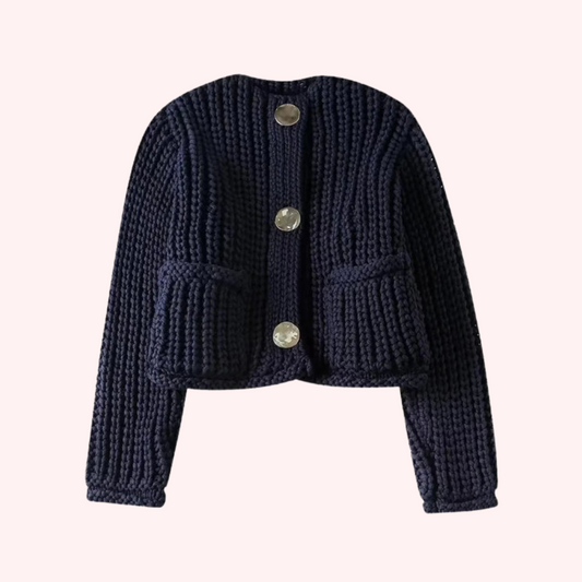 Casual o-neck knitted sweater with decorative buttons for women